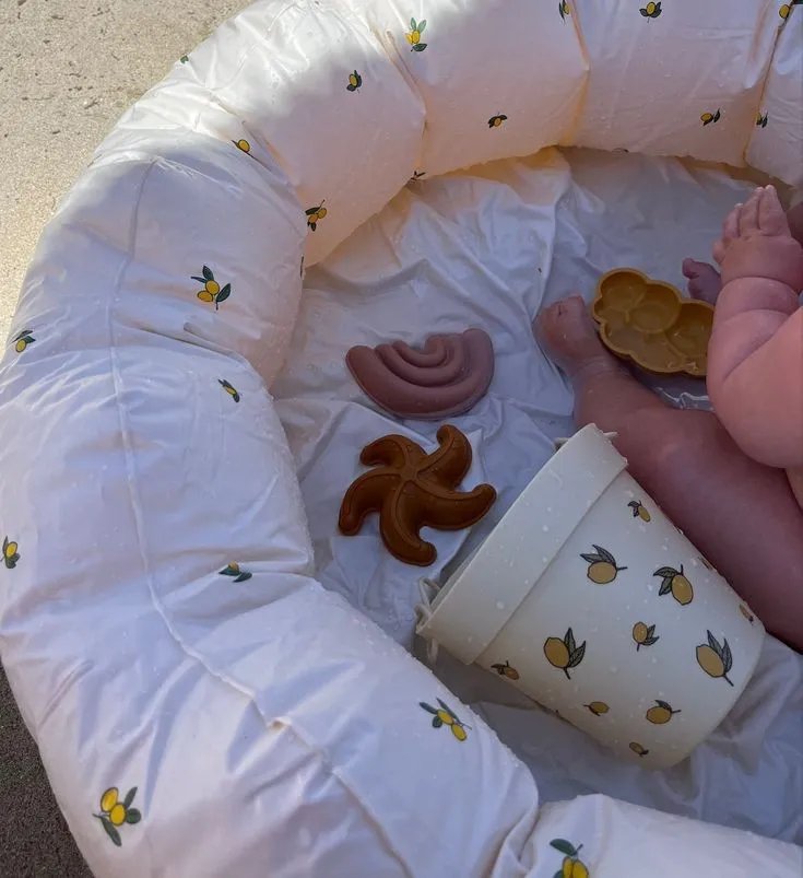 The Ultimate Checklist for Baby's first Beach Trip-Hayyaahere